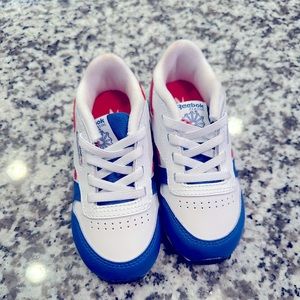 Reebox toddler shoes never worn
